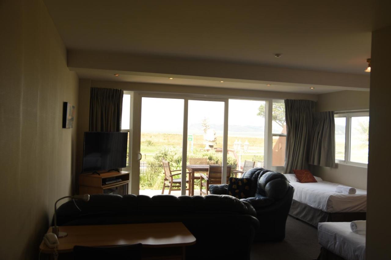 وايتيانغا Admiralty Lodge Motel المظهر الخارجي الصورة