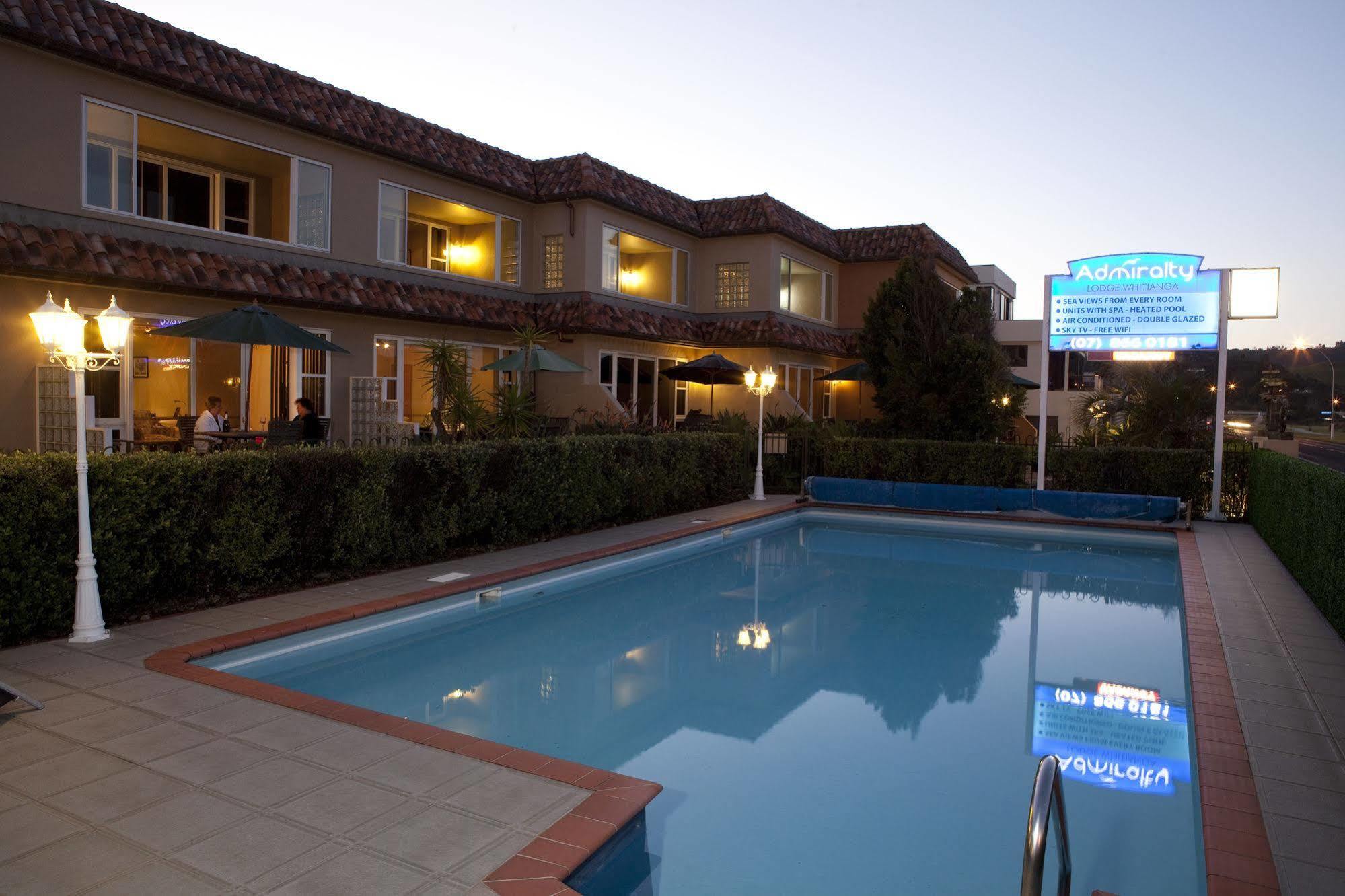 وايتيانغا Admiralty Lodge Motel المظهر الخارجي الصورة